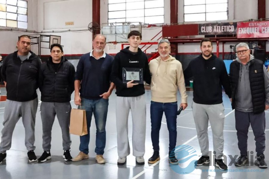 Reconocimiento al hijo de Gachi Ferrari